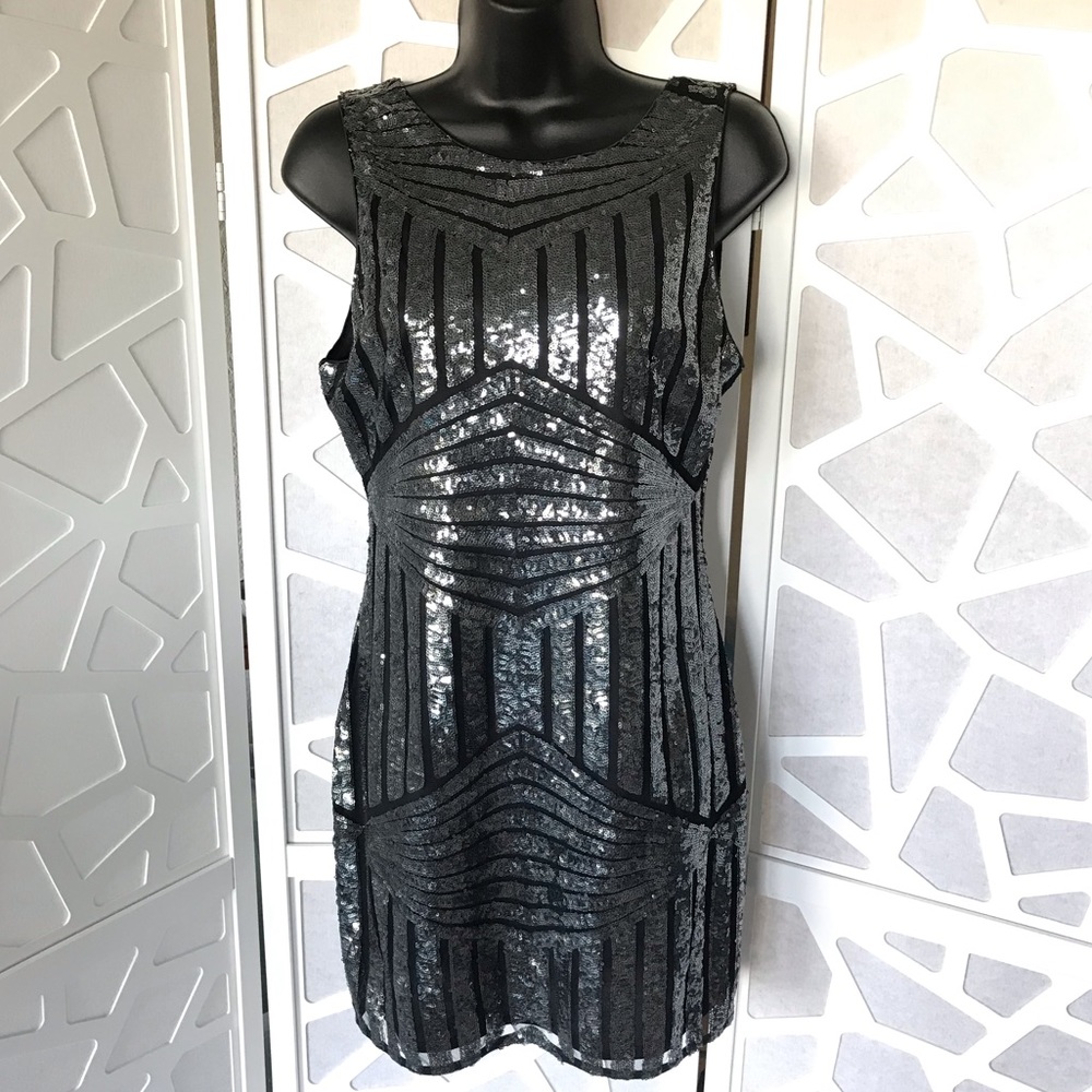 NWOT Art Deco Mini Dress